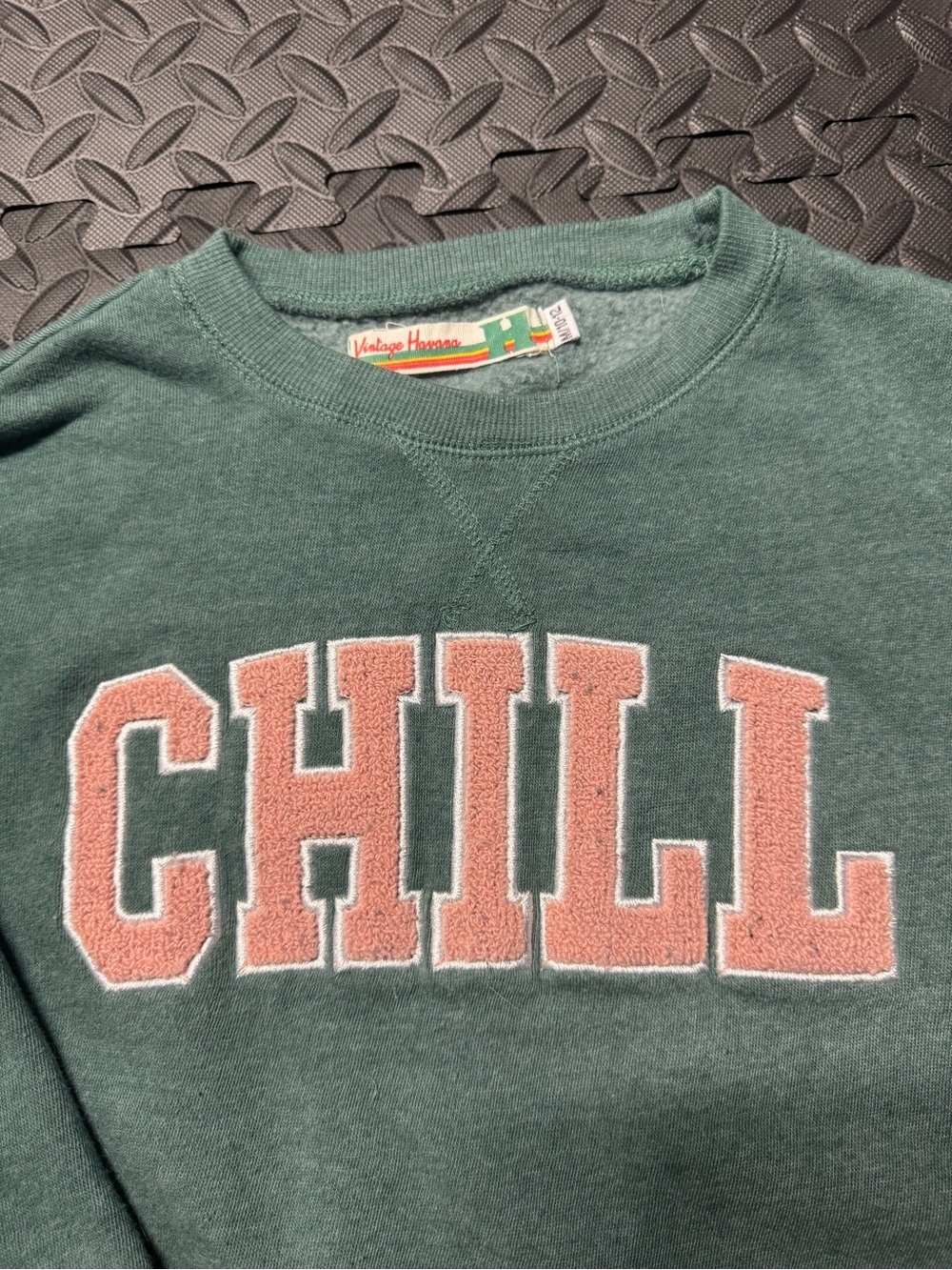 Vintage Havana Girls Chill Crewneck Sweatshirt Green Pink Size M 10/12 - Picture 6 of 11